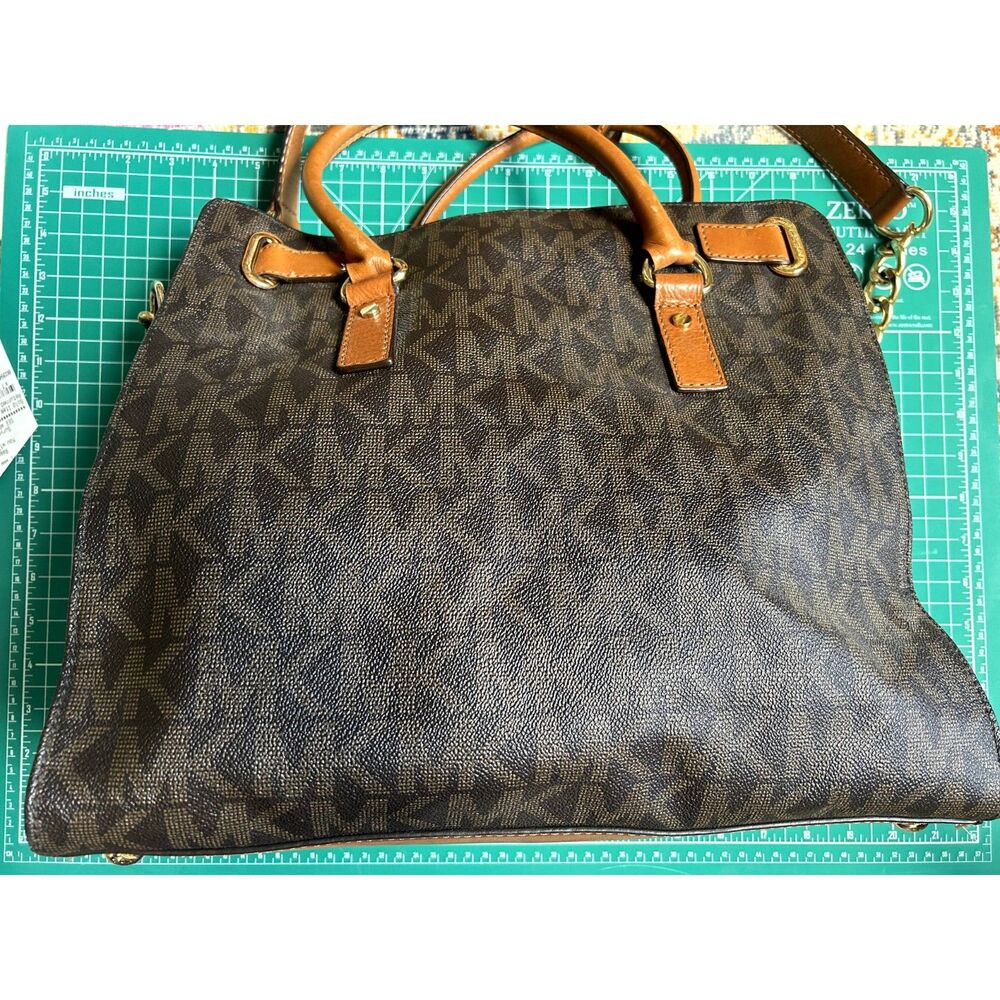 Michael Kors Hamilton Signature Tote Bag Brown Lock & Key Fob